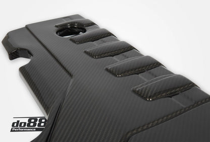 Audi RS3 8V.2 & 8Y / TTRS 8S Carbon fiber engine and manifold cover