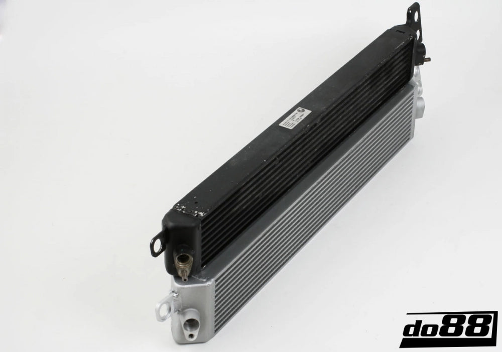 BMW M3 E90 E92 Engine oil cooler Racing