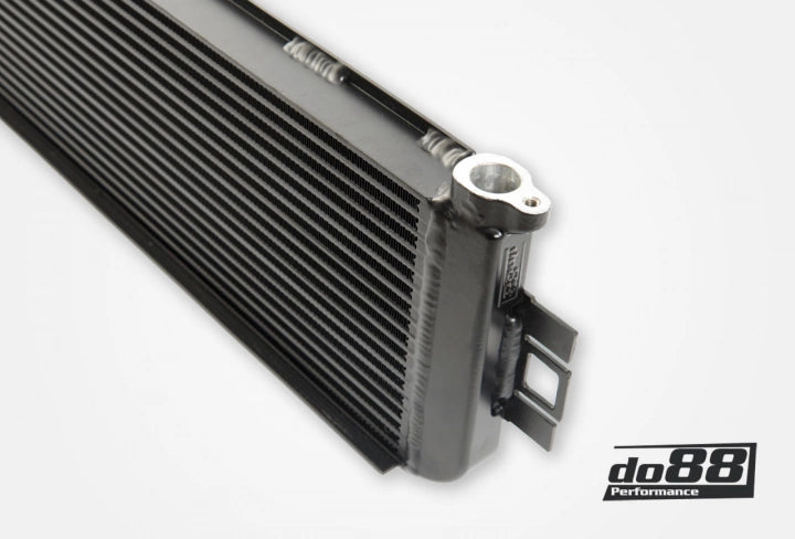 do88 Engine oil cooler สำหรับ BMW S58 G8X M2/M3/M4 (2021+)