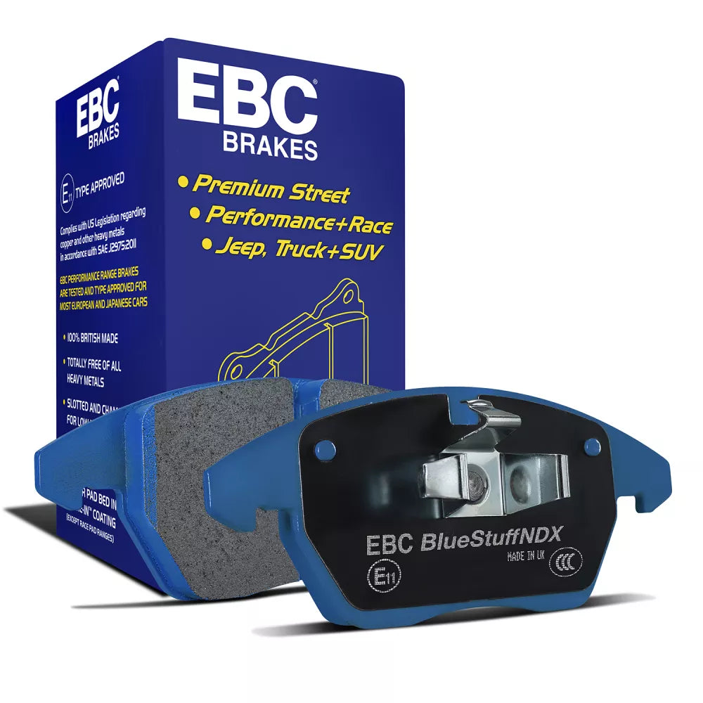ผ้าเบรกหน้า EBC Bluestuff DP51521NDX – สำหรับ Porsche Cayenne 9PA, VW Touareg Mk1 ( 17z )